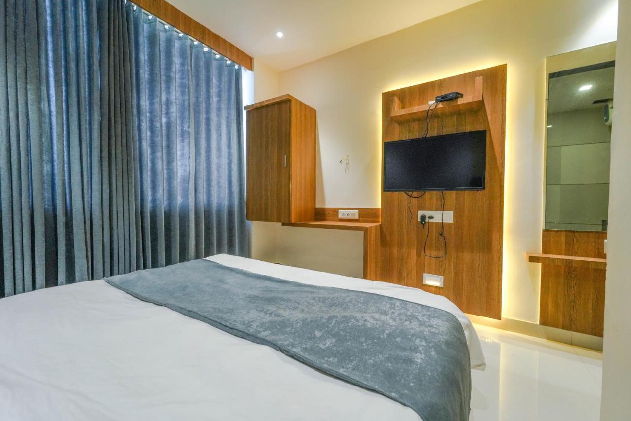 Hotel New Empire Ahmadábád Exteriér fotografie